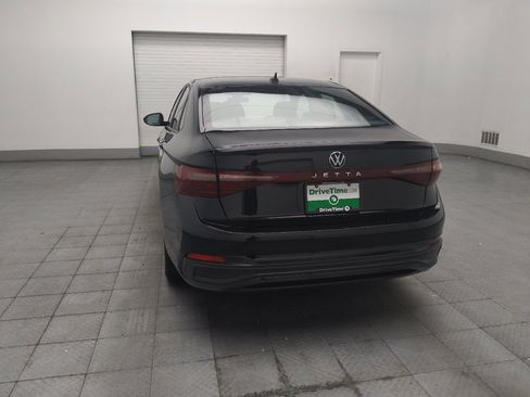 Used 2025 Volkswagen Jetta Sport FWD image 5