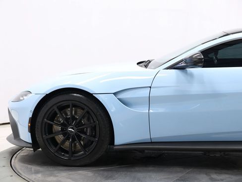 Used 2020 Aston Martin V8 Vantage Coupe RWD image 9
