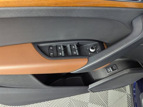 Used 2021 Audi Q5 2.0T Premium w/ Convenience Package image 19