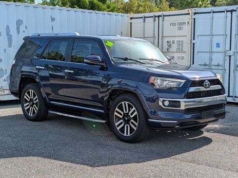 Used 2016 Toyota 4Runner Limited RWD image 3