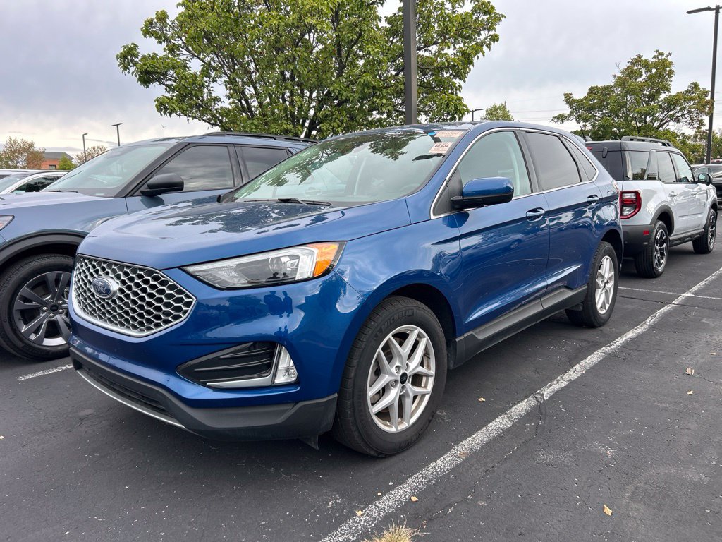 Used 2023 Ford Edge SEL w/ Convenience Package AWD/4WD image 1