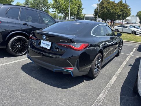 Used 2023 BMW i4 eDrive35 RWD image 25