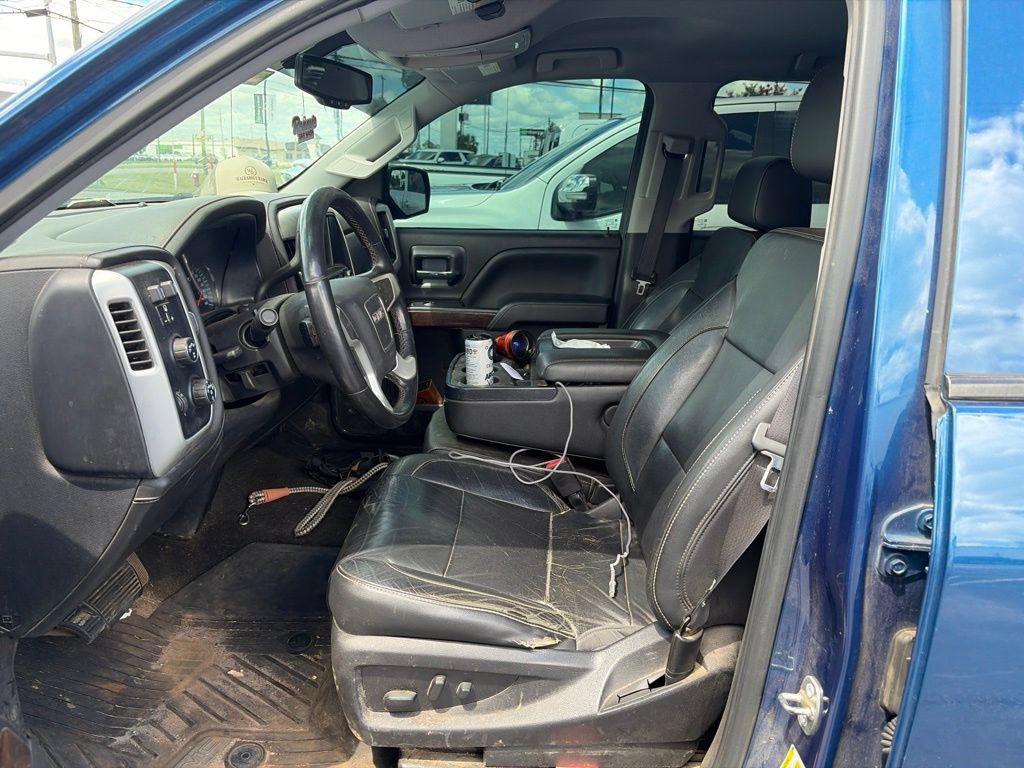 Used 2018 GMC Sierra 1500 SLT w/ SLT Premium Package AWD/4WD image 4