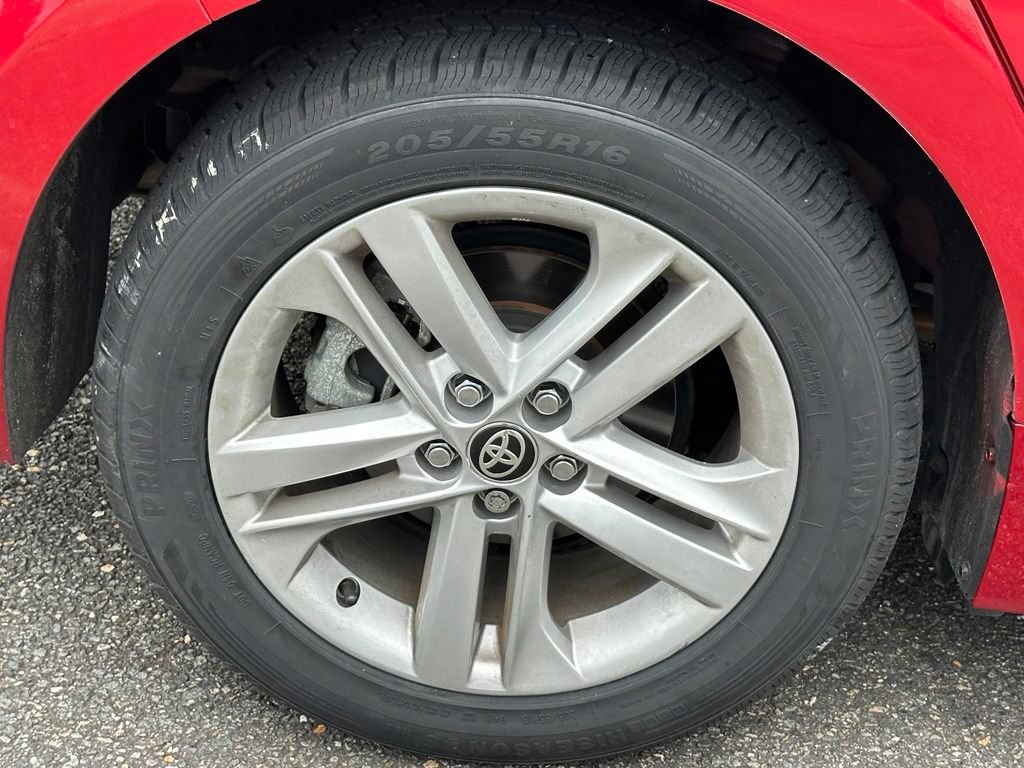 Used 2022 Toyota Corolla SE FWD image 37