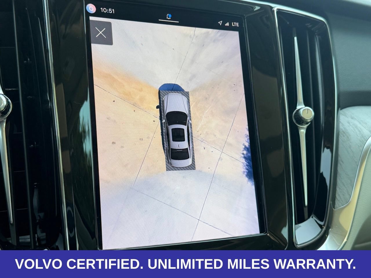 Certified 2024 Volvo S60 T8 Plus w/ Climate Package AWD/4WD image 26