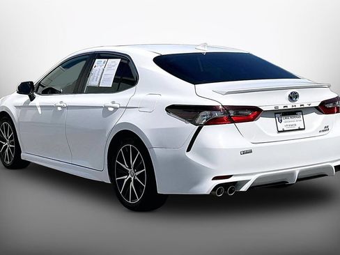 Used 2024 Toyota Camry SE w/ Audio Upgrade Package FWD image 6
