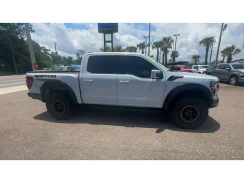 Used 2025 Ford F150 Raptor AWD/4WD image 9