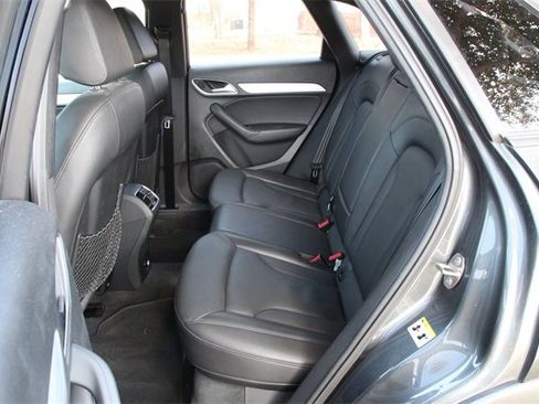 Used 2018 Audi Q3 2.0T Premium image 39