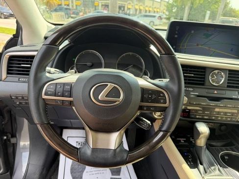 Used 2022 Lexus RX 350L Luxury w/ Accessory Package (Z1) FWD image 20