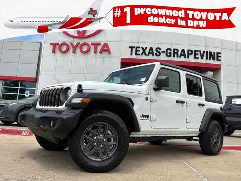 Used 2025 Jeep Wrangler Unlimited Sport AWD/4WD image 1