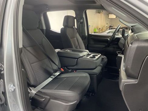 Used 2023 Chevrolet Silverado 1500 LT AWD/4WD image 27