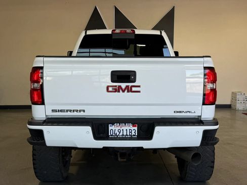 Used 2017 GMC Sierra 3500 Denali w/ Duramax Plus Package AWD/4WD image 8