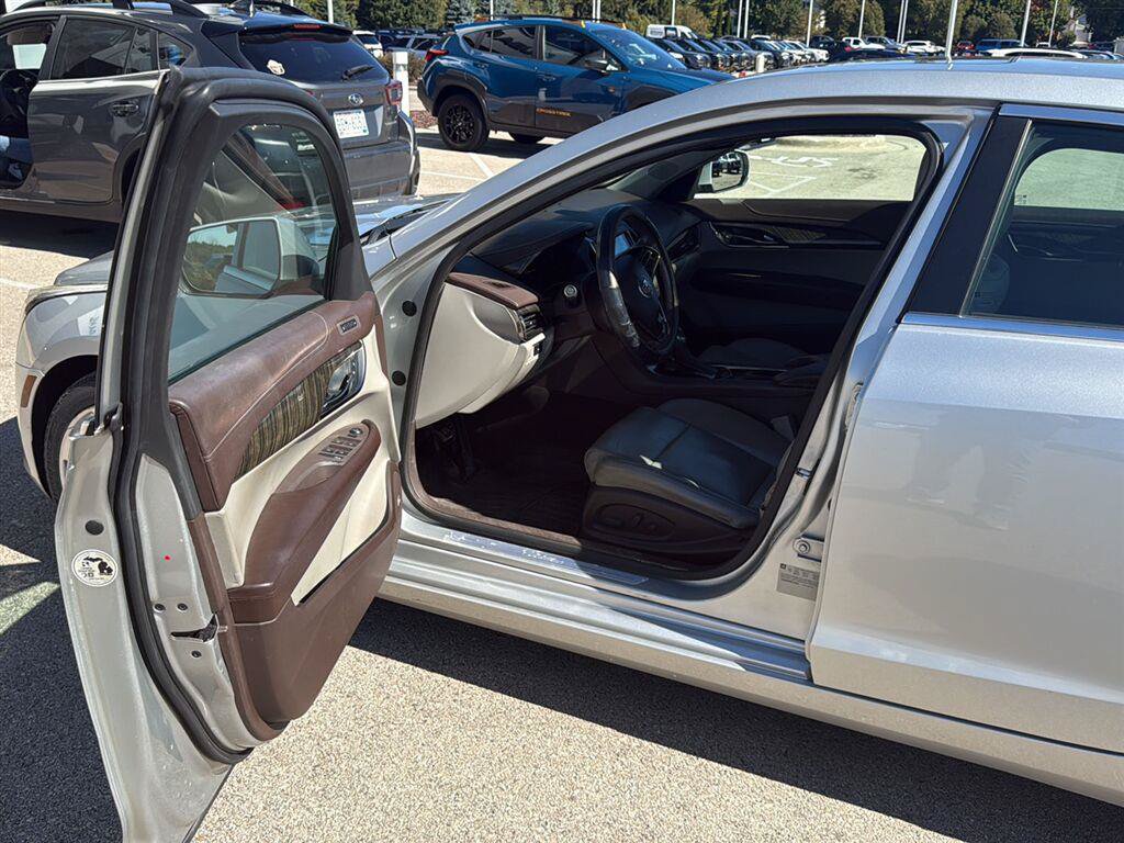 Used 2013 Cadillac ATS Luxury RWD image 5