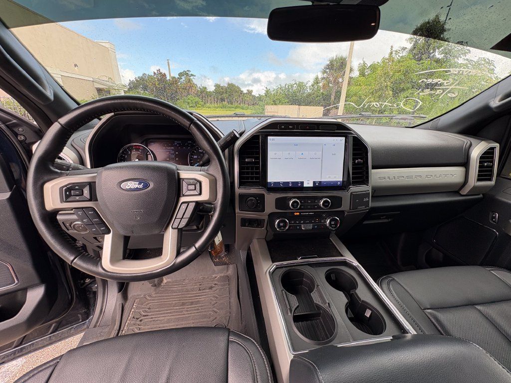 Used 2022 Ford F250 Lariat w/ Lariat Value Package AWD/4WD image 8