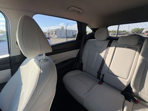Used 2025 Hyundai Tucson SEL image 42