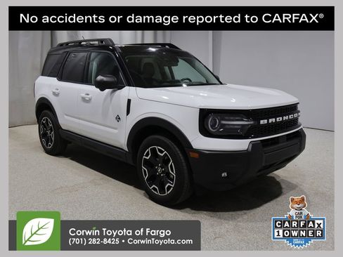 Used 2025 Ford Bronco Sport Outer Banks w/ Outer Banks Tech Package+ image 1