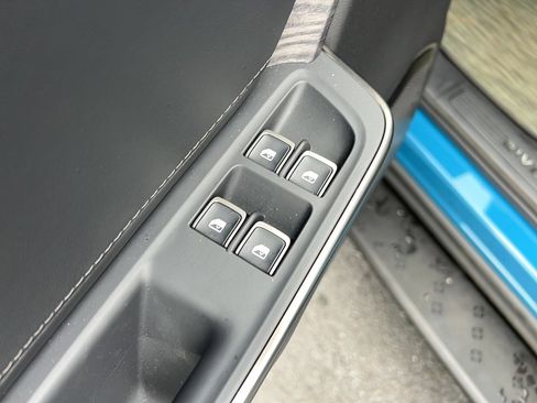 Used 2024 Rivian R1T Adventure image 14