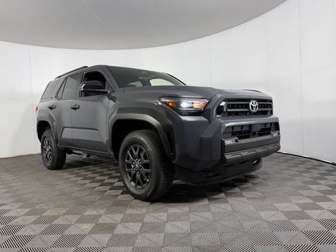 Used 2025 Toyota 4Runner SR5 RWD image 3
