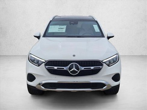 Used 2026 Mercedes-Benz GLC 300 4MATIC image 2
