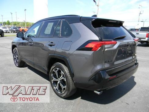 Used 2025 Toyota RAV4 XSE w/ Weather Package AWD/4WD image 4