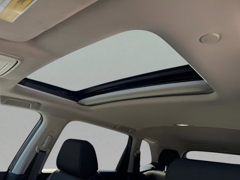 Used 2023 Honda CR-V EX image 29