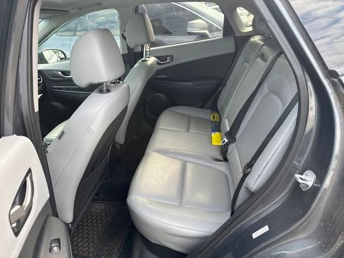 Used 2019 Hyundai Kona Ultimate FWD image 10