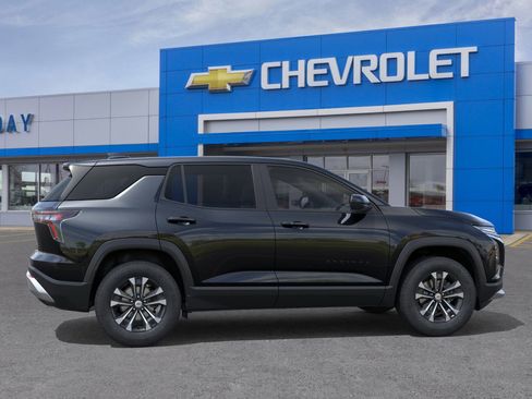 New 2026 Chevrolet Equinox LT w/ LPO, Floor Liner Package AWD/4WD image 5