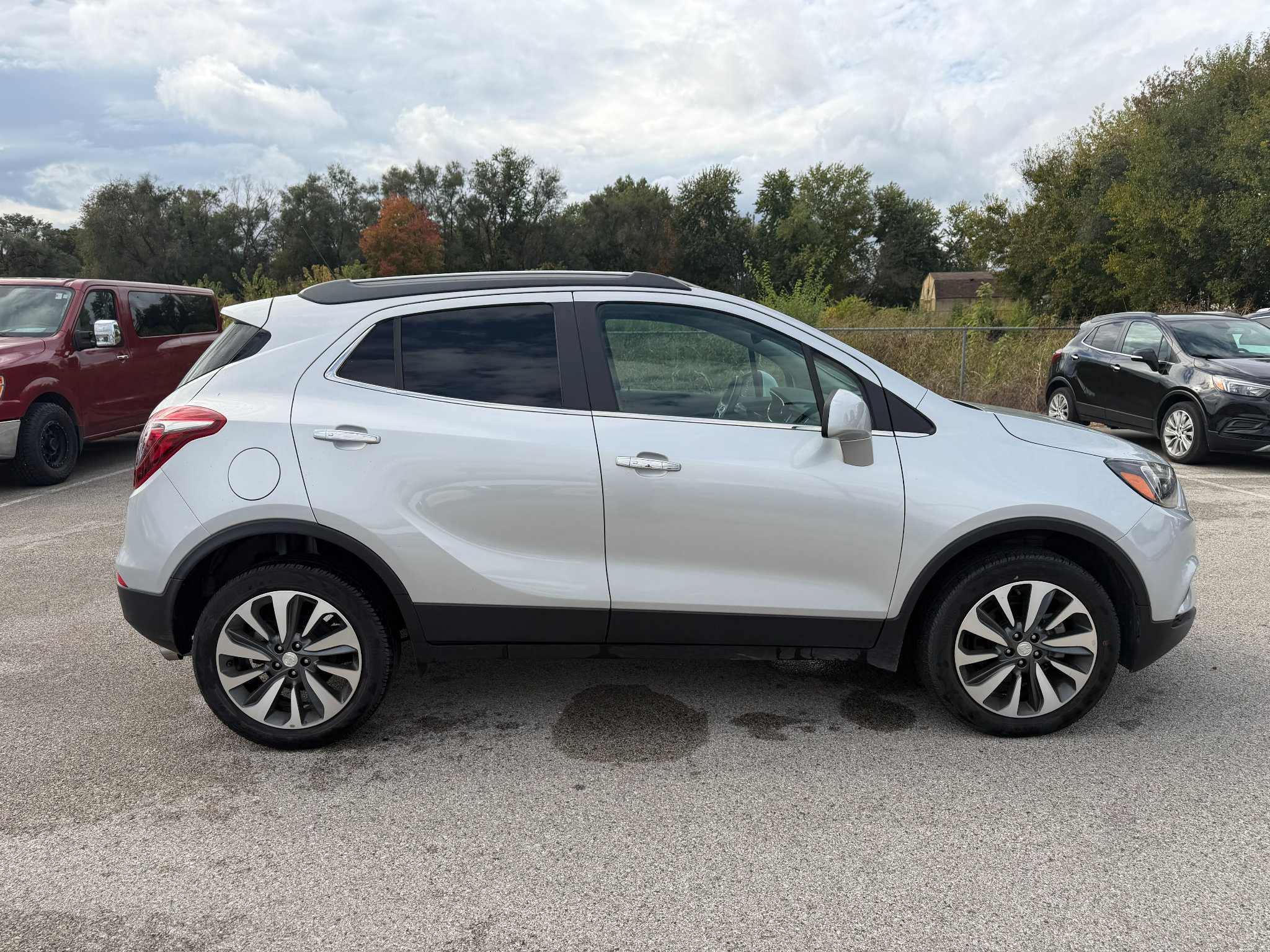 Used 2022 Buick Encore Preferred w/ Safety Package AWD/4WD image 13