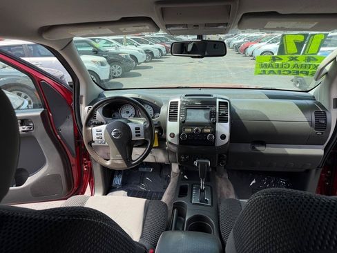 Used 2017 Nissan Frontier PRO-4X w/ Pro-4x Graphics Package AWD/4WD image 20