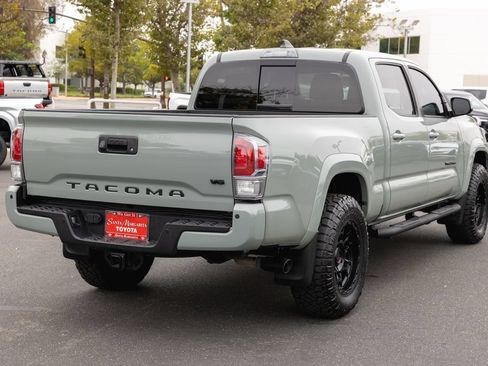 Certified 2022 Toyota Tacoma TRD Sport w/ Technology Package RWD image 5