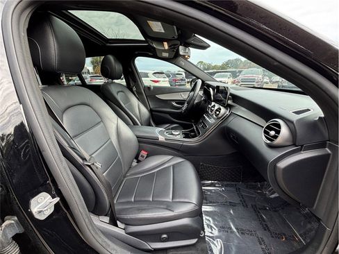 Used 2019 Mercedes-Benz C 300 Sedan image 39