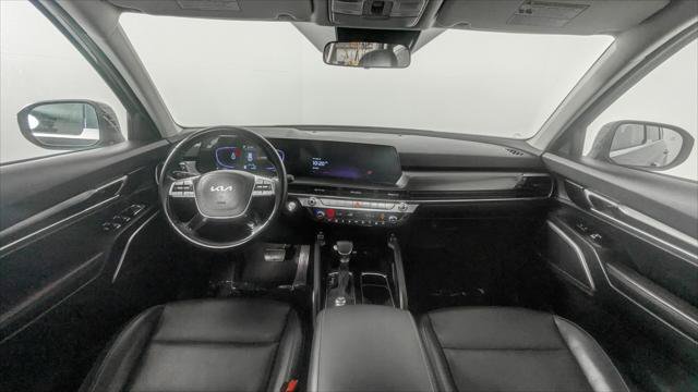 Used 2025 Kia Telluride S FWD image 28