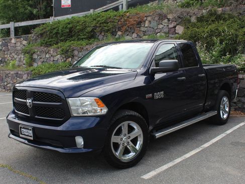 Used 2015 RAM 1500 Express AWD/4WD image 2