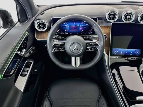 Certified 2026 Mercedes-Benz GLC 300 image 10