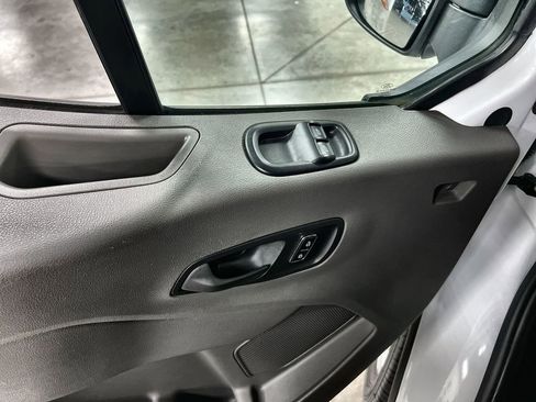 Used 2024 Ford Transit 350 XLT image 13