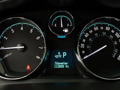 Used 2014 Chevrolet Captiva Sport LT w/ Convenience Package image 15