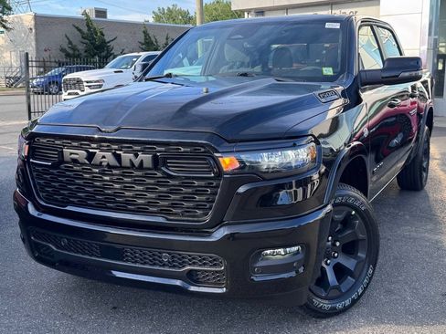 New 2026 RAM 1500 4x4 Crew Cab image 3
