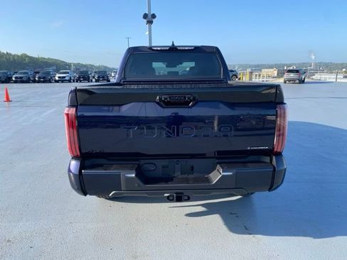New 2026 Toyota Tundra Platinum AWD/4WD image 9