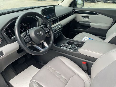 Used 2025 Honda Pilot EX-L image 26