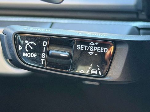 Used 2024 Porsche Panamera image 49