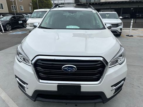 Used 2019 Subaru Ascent Touring w/ Popular Package #2 AWD/4WD image 2