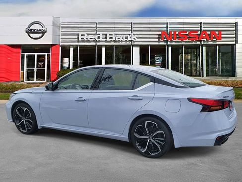 Certified 2024 Nissan Altima 2.5 SR image 5