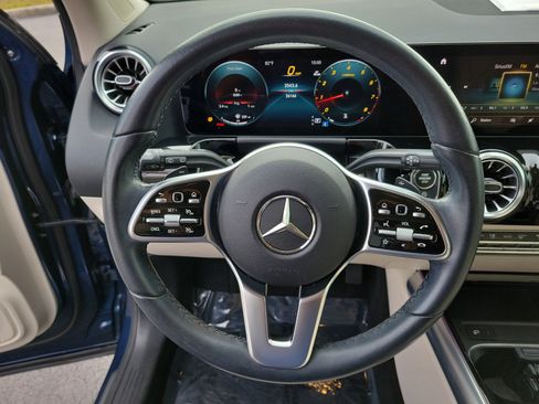 Used 2023 Mercedes-Benz GLA 250 image 29