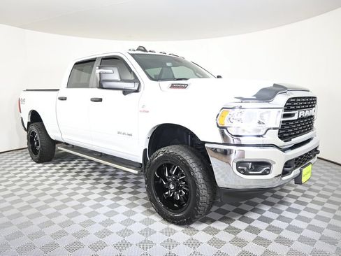 Used 2024 RAM 3500 Big Horn w/ Towing Technology Group AWD/4WD image 10