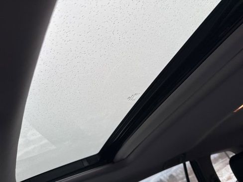 Used 2017 Honda Pilot EX-L image 11