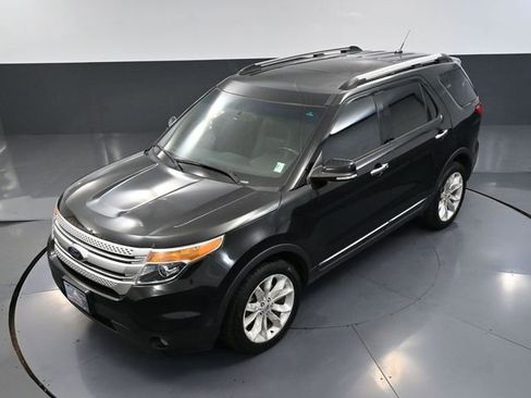 Used 2013 Ford Explorer XLT image 62