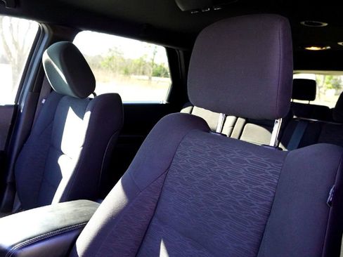 Used 2022 Dodge Durango SXT w/ Blacktop Package image 11