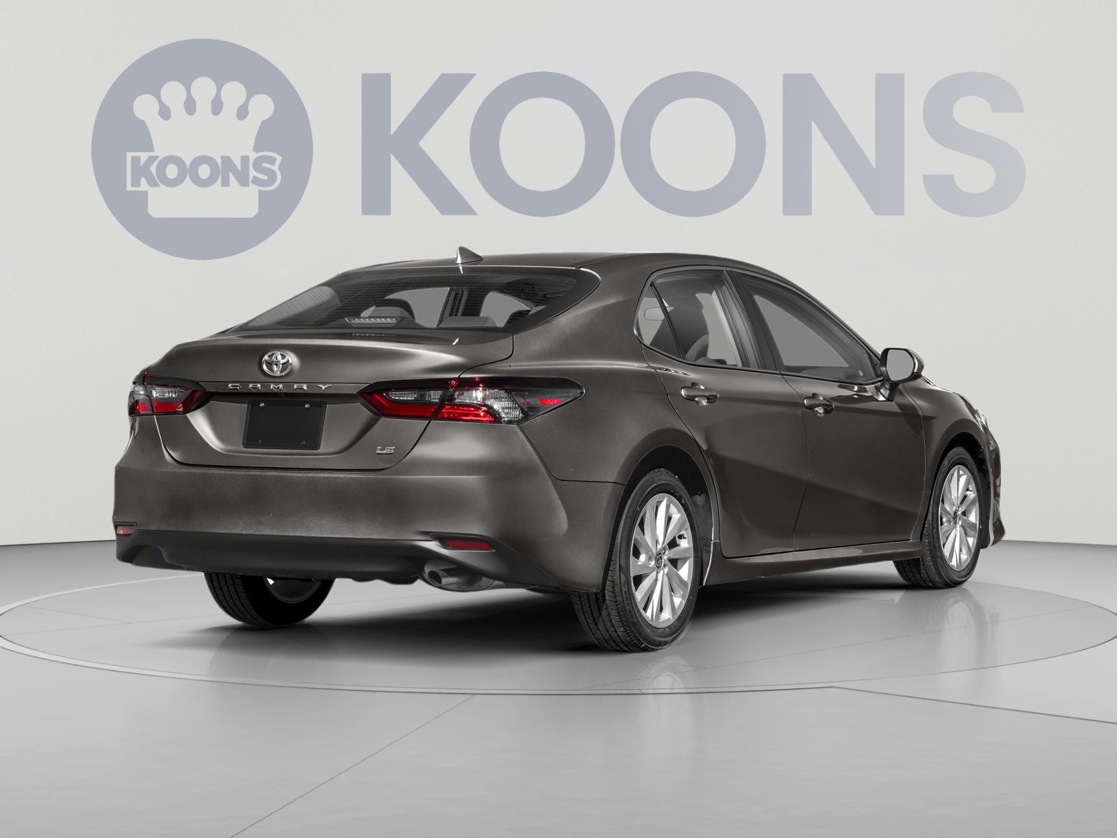 Used 2024 Toyota Camry LE FWD image 2