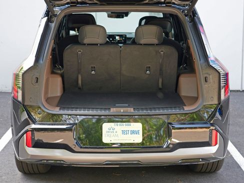 Used 2025 Kia EV9 GT-Line AWD/4WD image 10