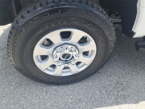 Certified 2024 Ford F250 XLT w/ FX4 Off-Road Package AWD/4WD image 10